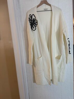 Cream Open-Front Women's Cardigan with Black Floral Applique